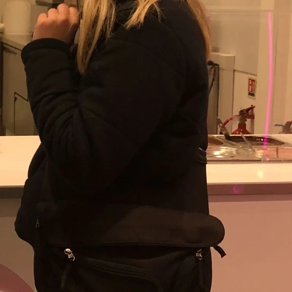 Eagle Creek Cross Body travel bag - Picture 7 of 7